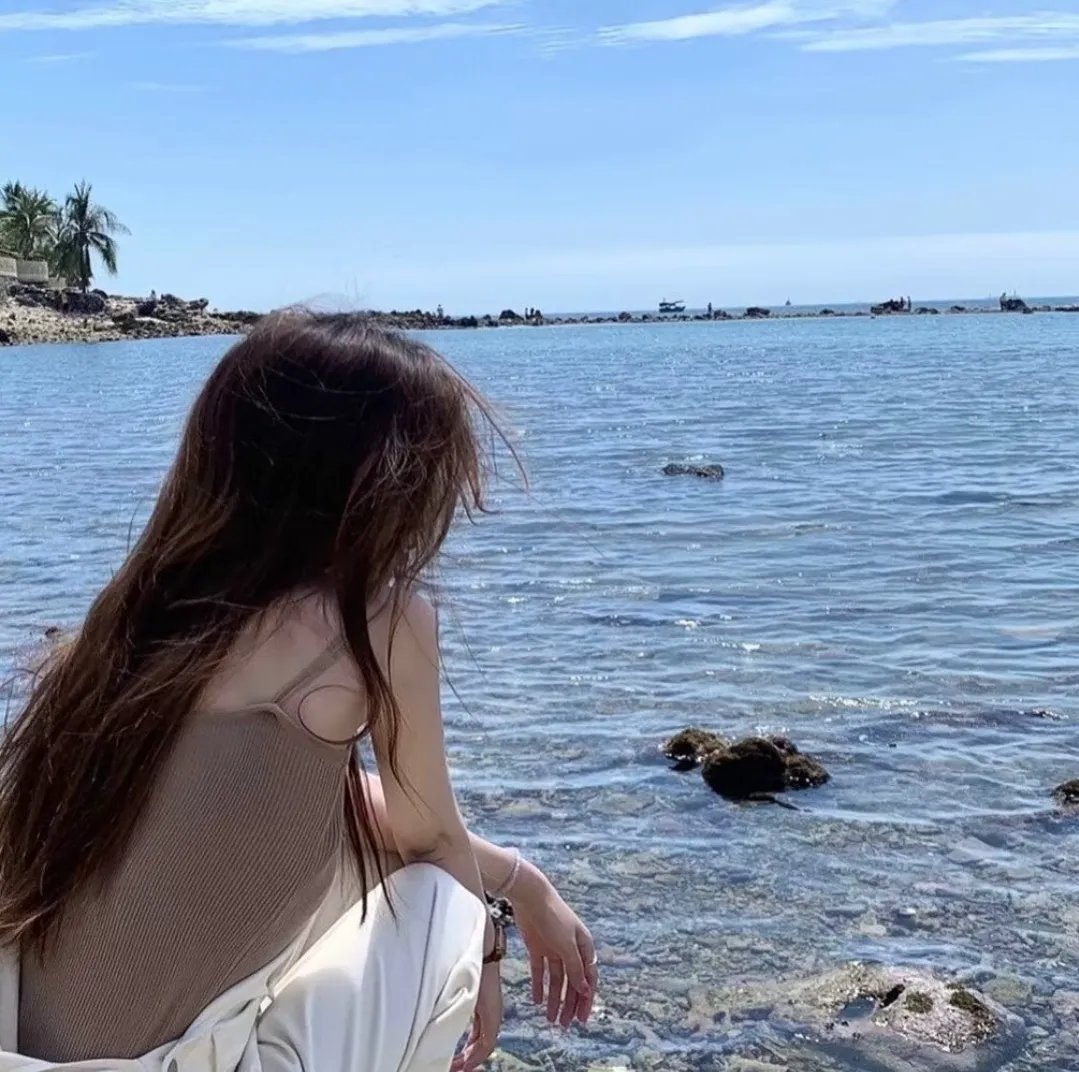 蔚蓝深海